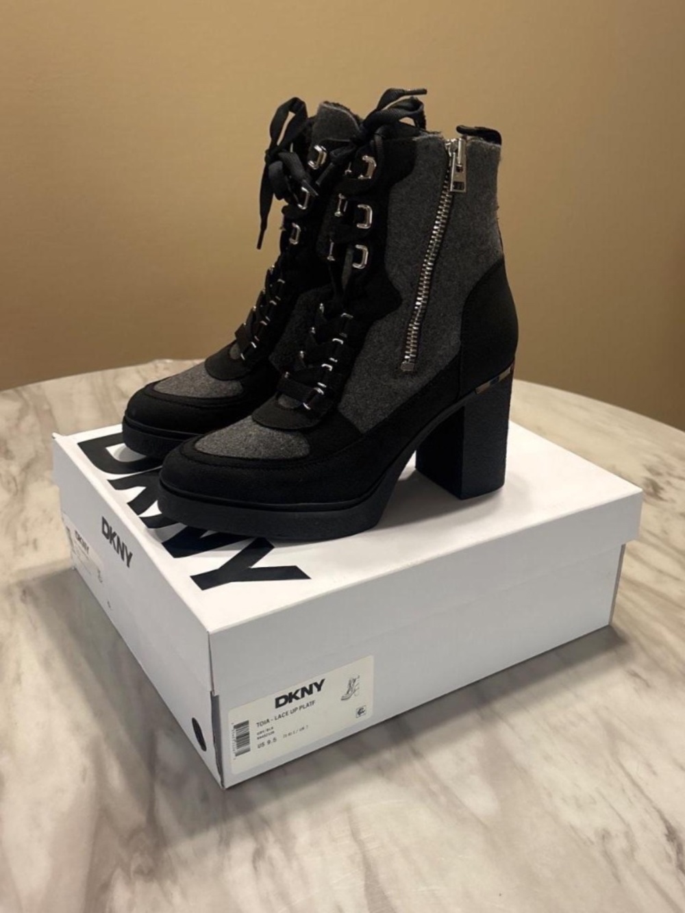 DKNY Toia Lace Up Boots 9.5